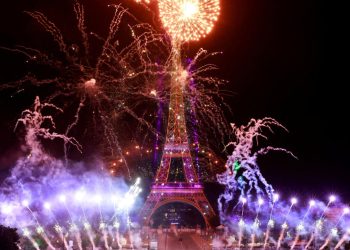 Eiffel Tower: The immortal legend of the heart of Paris