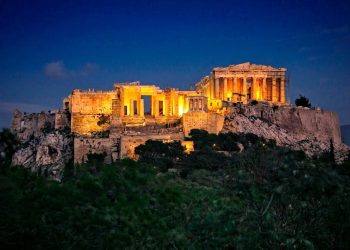 Travel guide from China to Acropolis in Athens, Greece