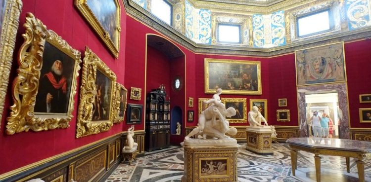 Tourism planning of Uffizi Gallery in Florence