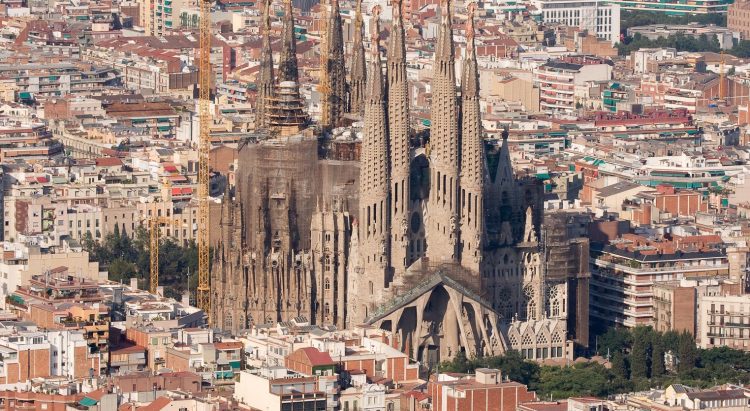 Barcelona Sagrada Familia travel planning advice