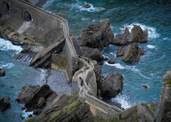 GazTelugatxe romantic love story