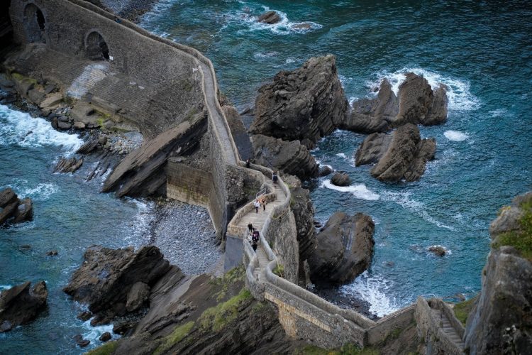 GazTelugatxe romantic love story