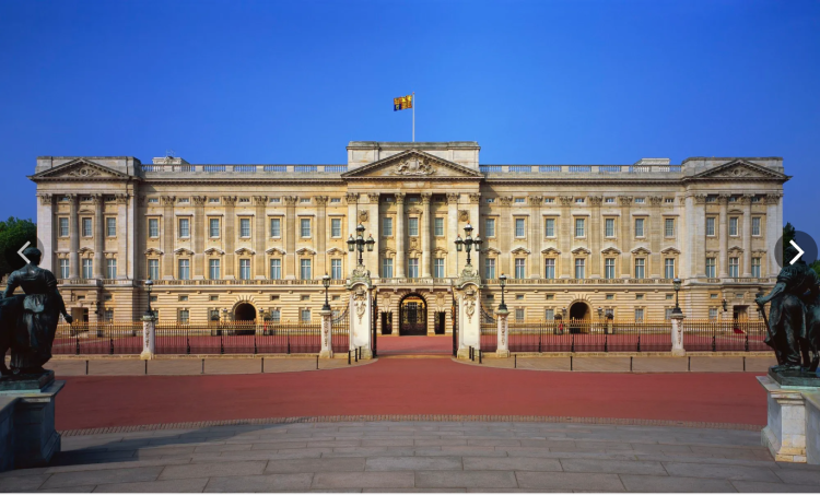 Buckingham Palace, London: the glorious palace and eternal symbol of the British royal family