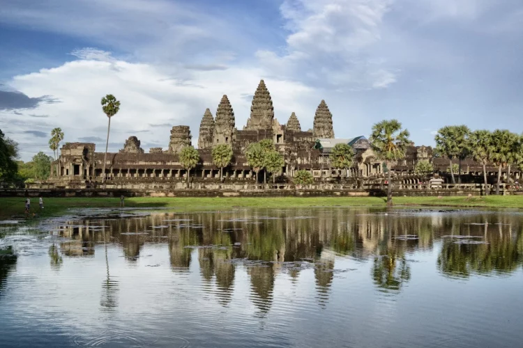 Angkor, Cambodia: the glory and legend of a thousand-year civilization