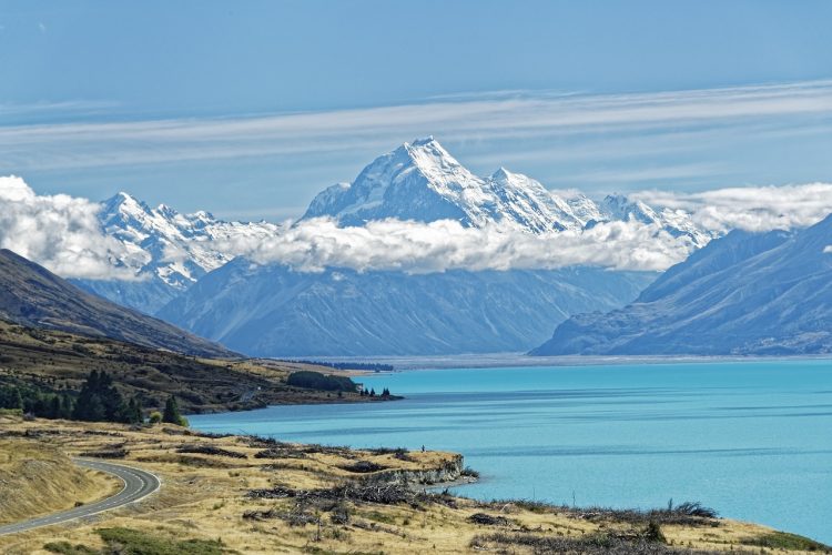 Journey to Lake Pukaki, New Zealand: Discover the mysterious beauty of Blue Milk Lake