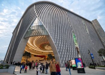 Hong Kong Airport: A New Cultural Nexus for Travel and Cinematic Nostalgia