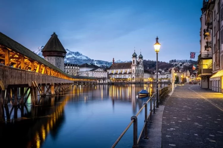 What Makes the Cultural Customs of Lake Lucerne So Unique? A Deep Dive into the Heart of Switzerland