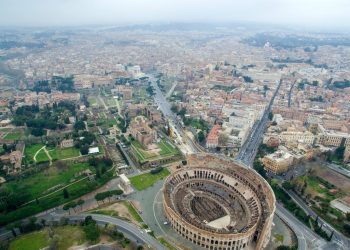 What Should You Know Before Visiting the Colosseum? A Comprehensive Guide to Experiencing Rome’s Iconic Amphitheater