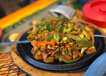 What Culinary Adventures Await You in Grand Canyon National Park?