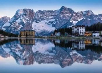 What Are the Ultimate Travel Tips for Exploring the Majestic Dolomiti Mountains?