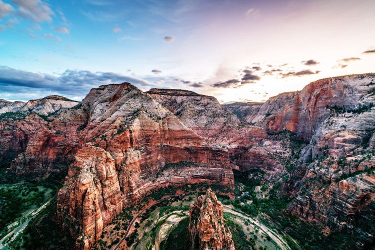 What Are the Best Travel Tips for Visiting National Parks in Different Countries? Navigating Nature and Local Customs