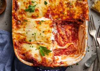 How Does Italian Pasta Connect to Regional Identity? A Culinary Journey Through Italy’s Most Famous Pasta Dishes and Their Customs