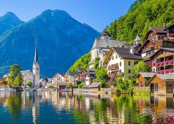 How to Respect Local Cultural Customs and Avoid Unintentionally Offending During Your Travels