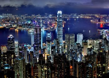 Can You Discover the Best of Both Worlds in Hong Kong’s Vibrant Streets?