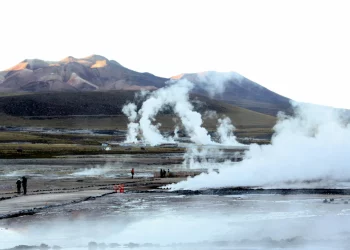 Could Iceland and New Zealand Be Your Ultimate Adventure Destination?