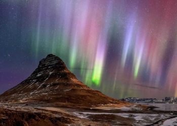 Why Should You Experience the Northern Lights in Iceland and Norway?