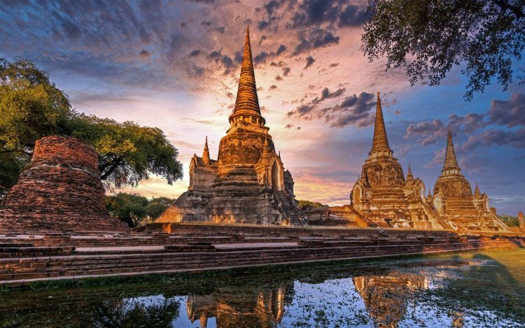 Why Are Travelers Replacing Angkor Wat with Laos’ Wat Phou in 2025?