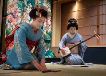 How Can You Join a Traditional Tea Ceremony in Kyoto Without a Tour?