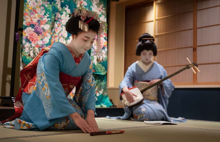 How Can You Join a Traditional Tea Ceremony in Kyoto Without a Tour?