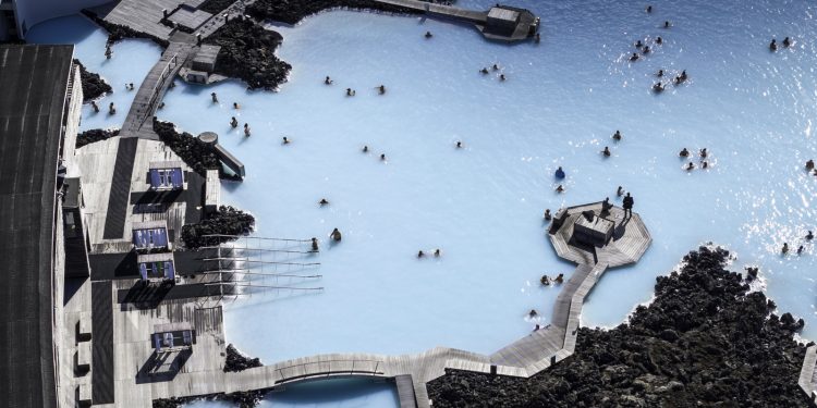 How Can You Visit Iceland’s Geothermal Hot Springs Responsibly?