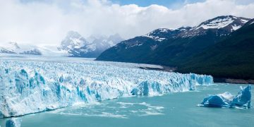 How Can You Make the Most of Your Glacier Adventure in Alaska in 2024?