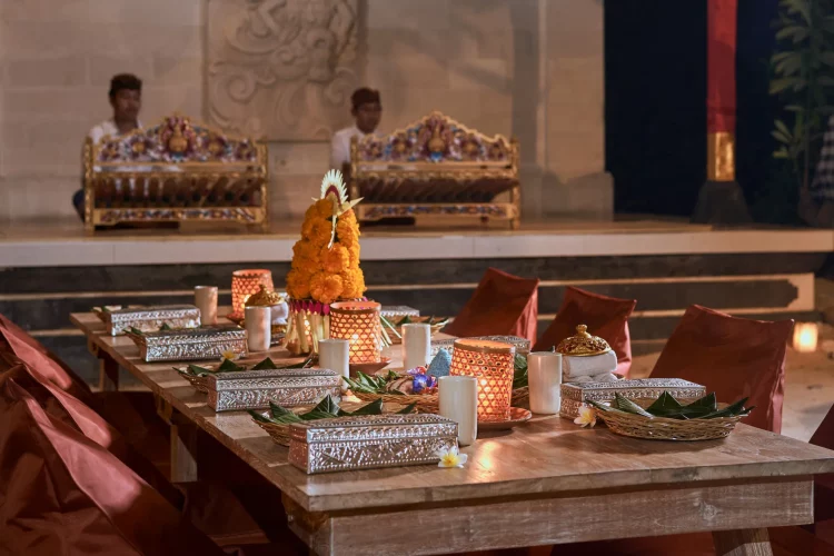 Exploring the Traditions of Bali: From Spiritual Festivals to Sunset Rituals