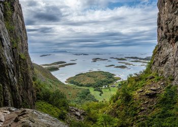 What is it Like to Find Serenity in the Norwegian Fjords as a Solo Traveler?
